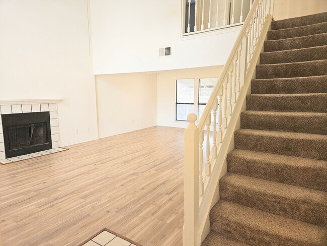 Foto del edificio - Nice 2 Story Home in Arlington ISD
