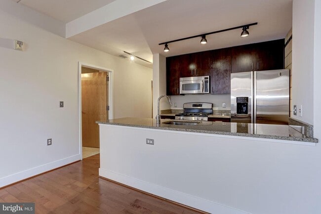 Building Photo - 1529 14th St NW