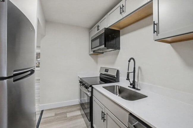 Foto del edificio - 4472 Curundu Ave