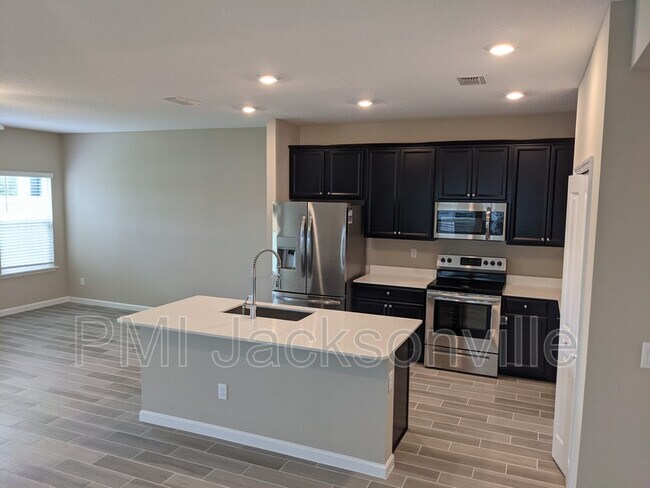 Building Photo - 149 Appleton Ct