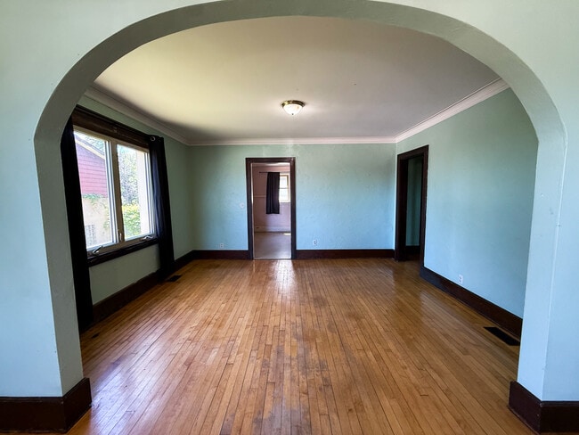 Foto del edificio - 657 Lake Ave