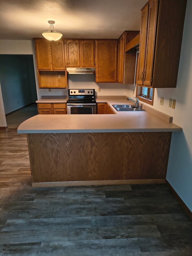 Building Photo - 1677 Delta Dr