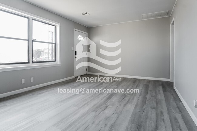 Building Photo - 4540 S 31st W Ave