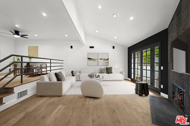 Foto del edificio - 17088 Palisades Cir