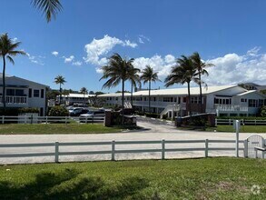 Building Photo - 5505 N Ocean Blvd