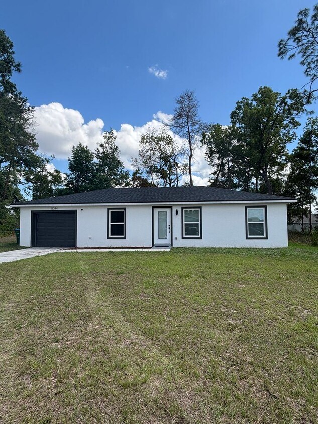 Foto principal - Brand New Designer Home Awesome Location R...