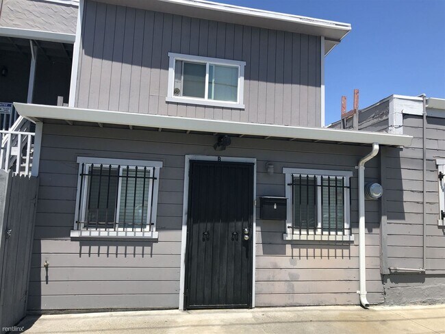 Foto del edificio - 3 br, 1 bath 4plex - 2100 Market St #B
