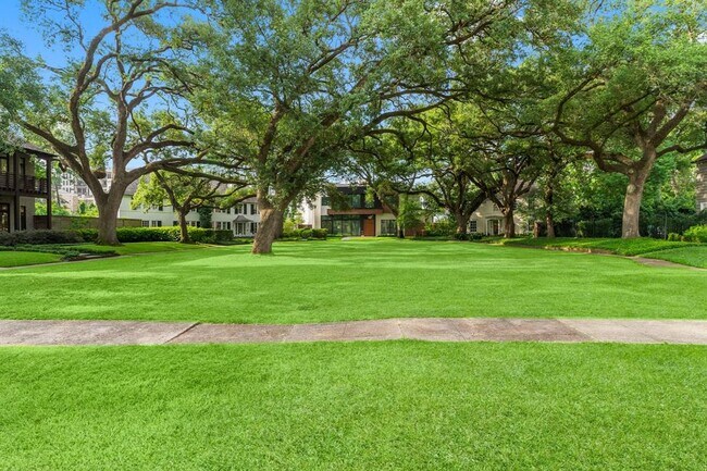 Foto del edificio - 2530 Stanmore Dr