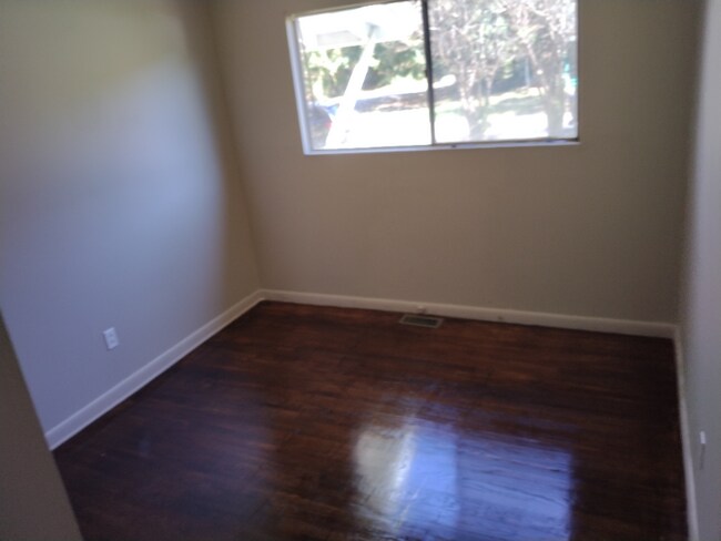 Foto del edificio - 1213 Wharton Ave