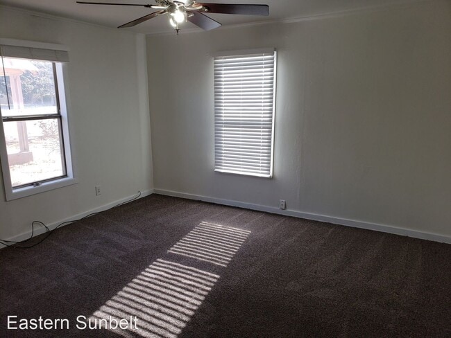 Building Photo - 2 br, 1 bath House - 624 W 15th Street
