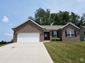Building Photo - 218 Barberry Ct