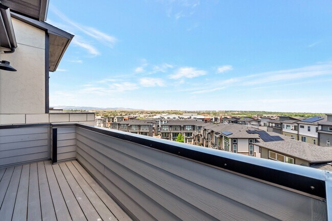 Foto del edificio - 549 Canary Ln