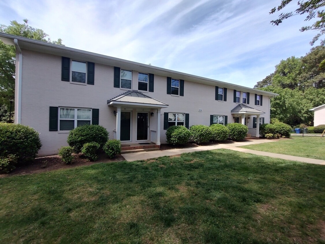 Photo - 908 Athens Dr (Raleigh, NC)