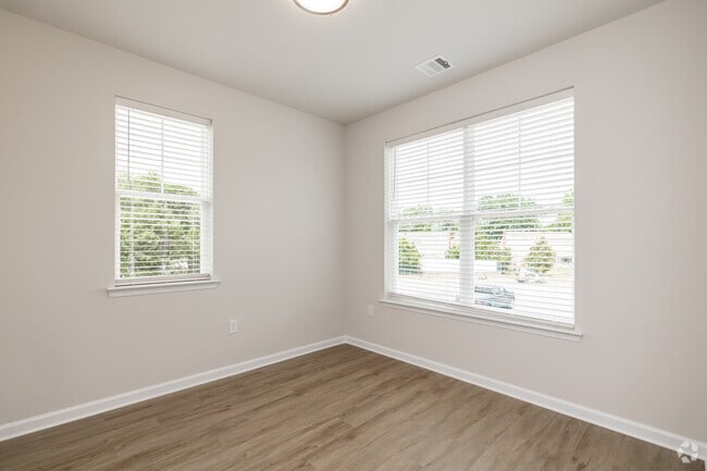 1BR, 1BA w/Den - 947SF - Den - Bethlehem Commons
