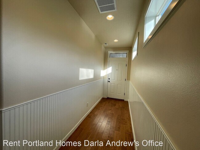 Foto del edificio - 4 br, 2.5 bath House - 5783 SW Remington D...