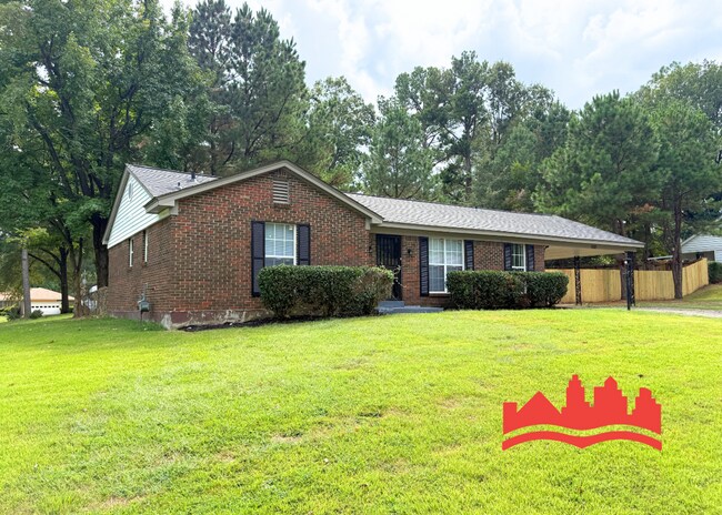 Foto del edificio - First Full month rent FREE !!! Welcome to 5313 Long Acres Ave!