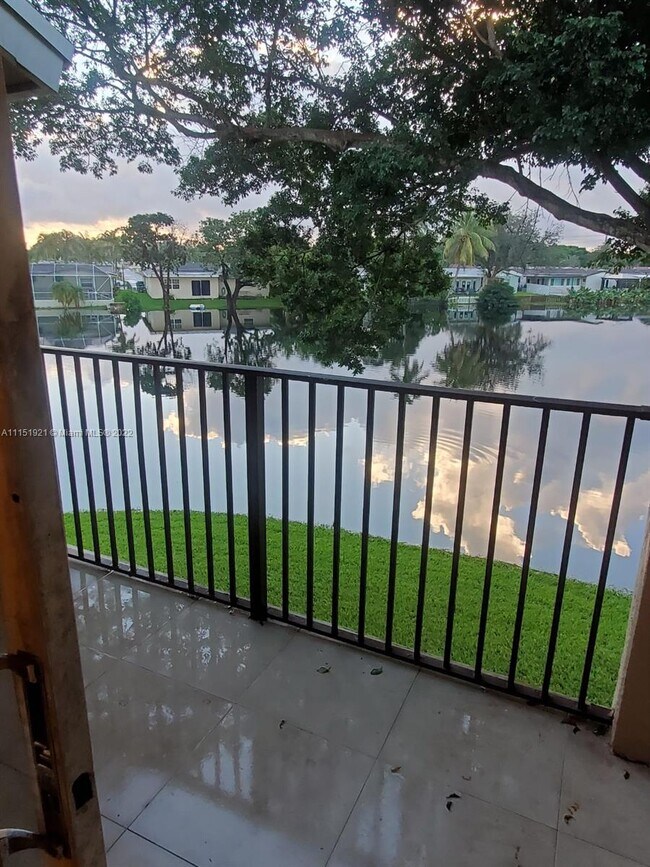 Photo - 1851 NW 96th Terrace (Pembroke Pines, FL) Townhome