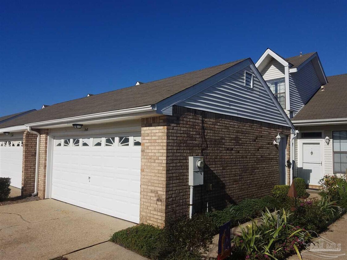 Foto principal - 5051 Grande Dr