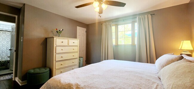 Foto del edificio - 3 Bed 2 Bath in Robinson, PA