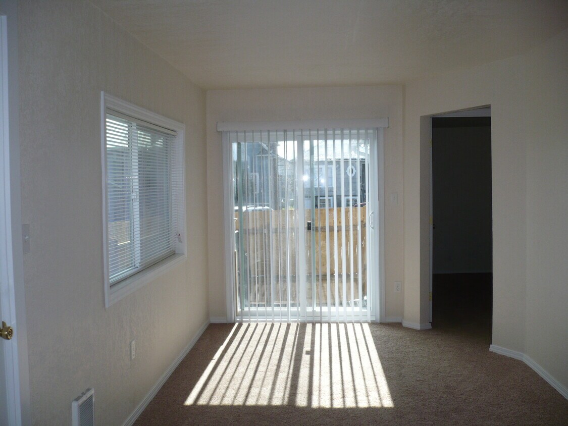 1028 4th St, Bremerton, WA 98337 House Rental in Bremerton, WA