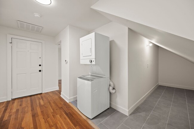 Foto del edificio - 1407 Clover St NW