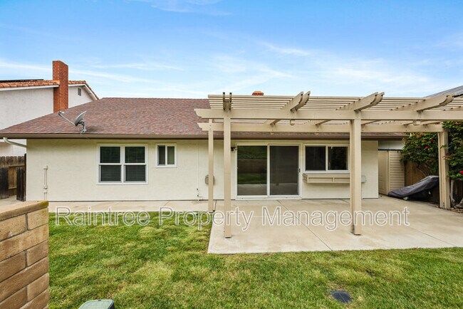 Building Photo - 13123 Old West Ave