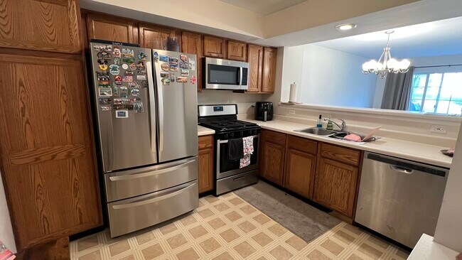 Foto del edificio - 1788 Grove Ave