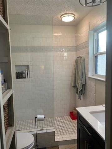 Foto del edificio - 2526 Elmwood Dr