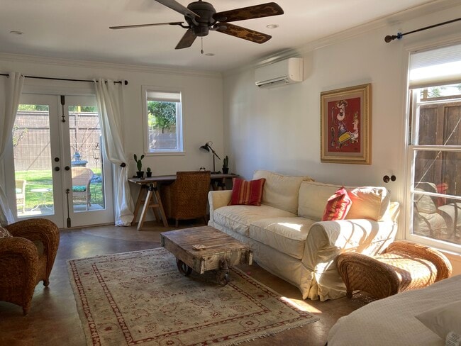 Foto del edificio - 5744 Calhoun Ave