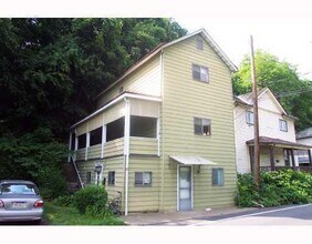 Building Photo - 657 Larimer Ave