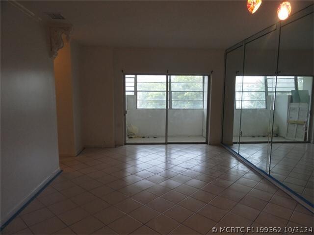 Foto del edificio - 1600 NE 114th St