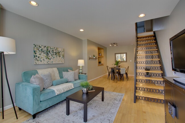 Bienvenido a casa - 1014 Patapsco St