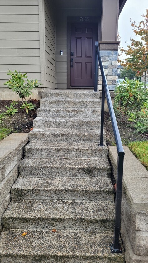 Photo - 7065 NW Bountiful Terrace (Portland, OR)