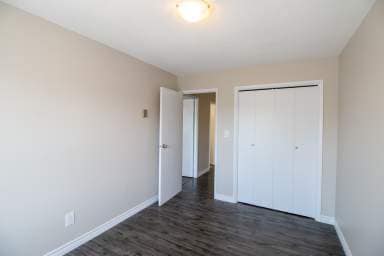 Building Photo - Lewis Court Apartments