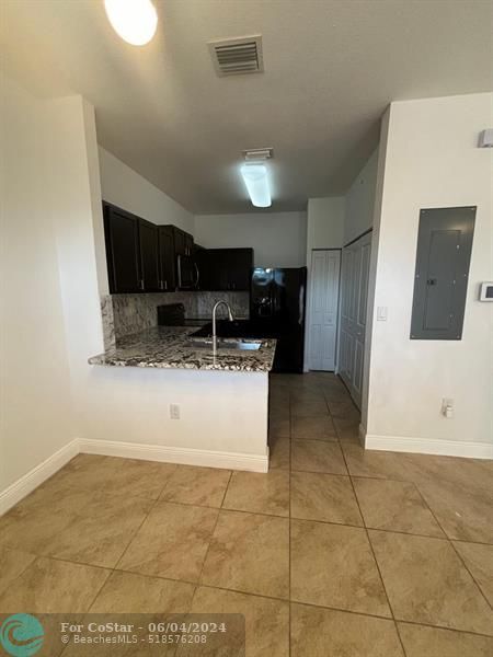Foto del edificio - 2997 NW 35th Ave