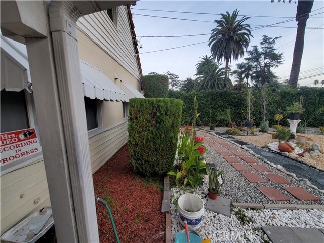 Building Photo - 609 E Longden Ave