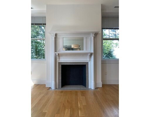 Foto del edificio - 456 Belmont St
