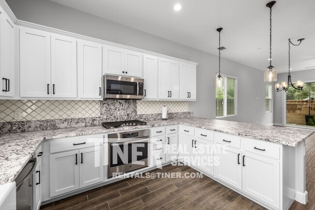 Building Photo - 4166 Hydo Lk Wy