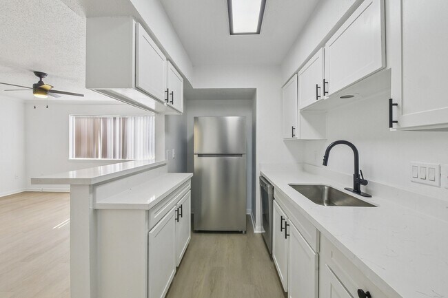 Foto del edificio - ReNew Greenway