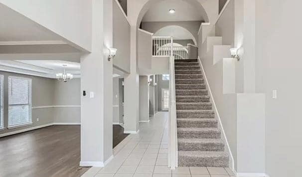 Building Photo - 1613 Glendora Ct