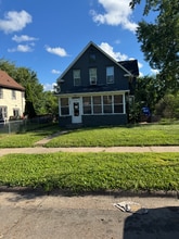 Building Photo - 584 Magnolia Ave E