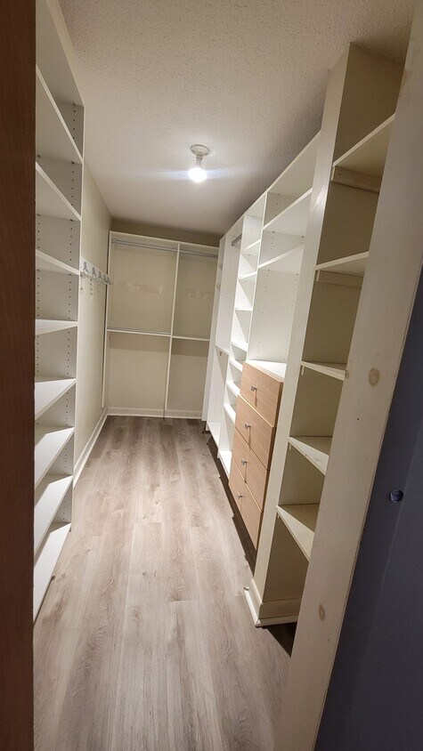 Foto principal - 3 Shadowbrook Ln