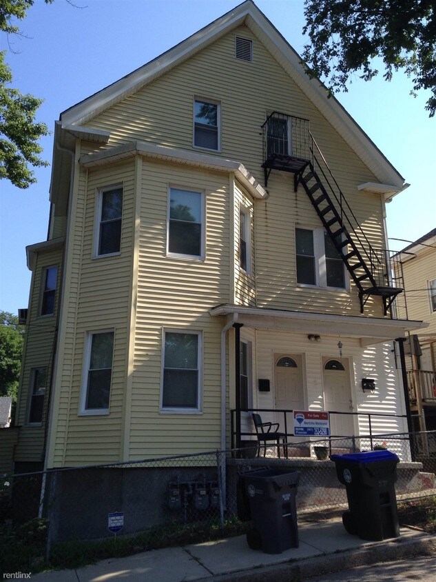 Primary Photo - 54 Royal St