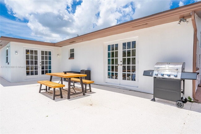 Foto del edificio - 3160 NW 63rd St