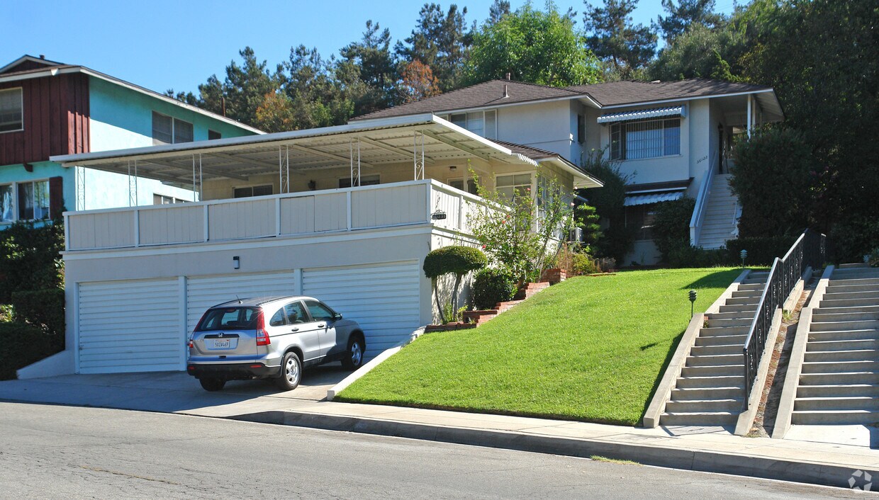 Building Photo - 3612 Stancrest Dr