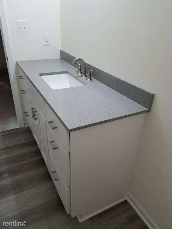 Foto del edificio - 2 br, 1.5 bath Townhome - 6650 158 Lane