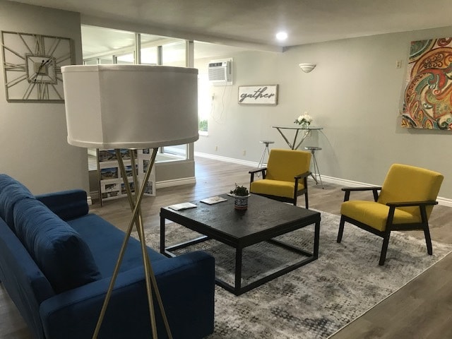 Building Photo - Elevate CA