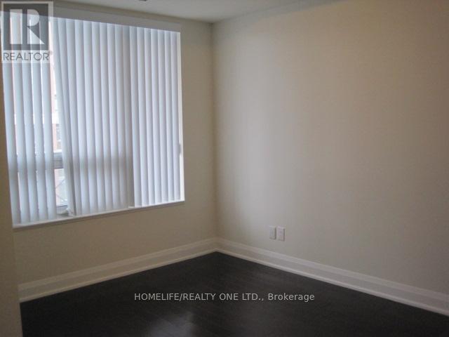 Photo du bâtiment - B-8228-8228 Birchmount Rd