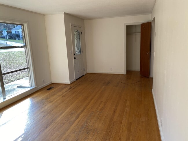 Building Photo - 411 Brown Ave NW