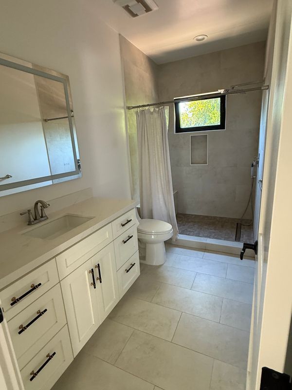 Foto del edificio - 125 Westridge Dr